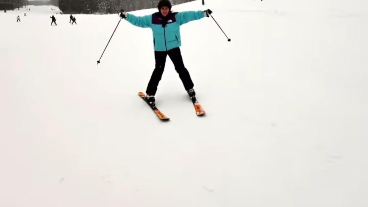 Foto-foto Keseruan Syahnaz Sadiqah Liburan di Jepang, Tak Disangka Ternyata Jago Main Ski!