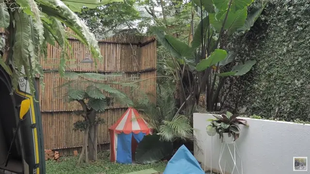 Taman Rumah Ammar Zoni dan Irish Bella