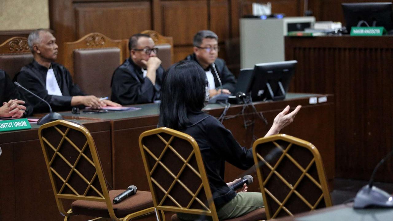 Meirizka Widjaja jalani sidang perdana