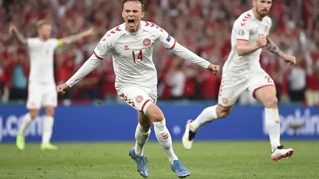 Mikkel Damsgaard - Denmark - Euro 2020