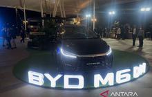 BYD M6 Cross dengan Teknologi DM Resmi Meluncur di Indonesia, Solusi Efisien di Tengah Kenaikan Harga BBM
