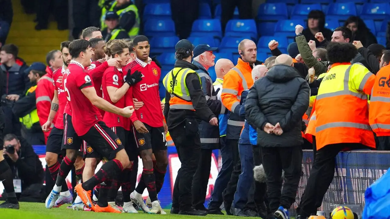Leeds United Vs Manchester United
