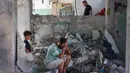 Hari ini, 26 Mei 2025, sedikitnya 52 orang tewas, 33 di antaranya di sebuah sekolah yang dijadikan tempat penampungan dalam serangan militer Israel yang menghancurkan di Jalur Gaza. (Omar AL-QATTAA/AFP)