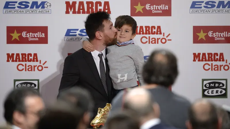 Lionel Messi, Sepatu Emas,