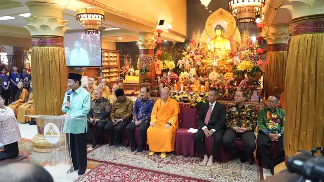 Menteri Agama (Menag) Nasaruddin Umar mengucapkan selamat Hari Tri Suci Waisak 2025.
