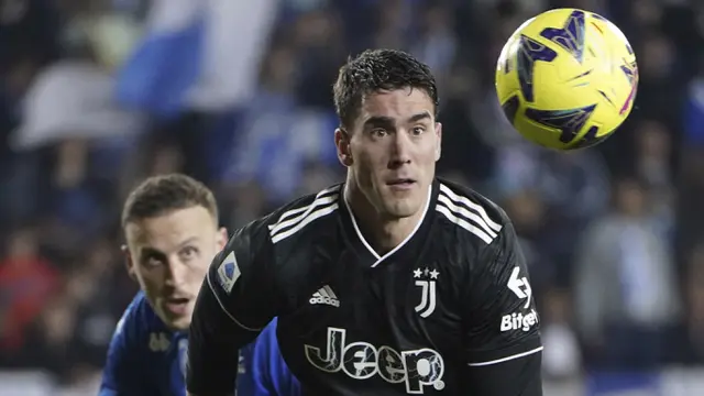 Foto: Ekspresi Tak Ada Gairah Pemain Juventus saat Lawan Empoli, Kena Pengurangan Poin Sebelum Bertanding