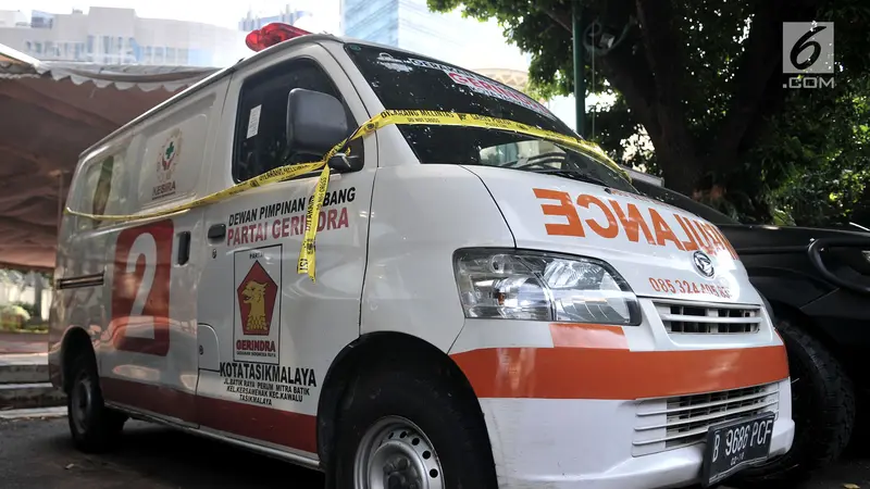 Penampakan Ambulans Berisi Batu di Kerusuhan 22 Mei