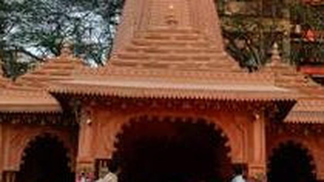 India Gusur Puluhan Lapak Pedagang Muslim Setelah Resmikan Kuil yang Dibangun di Lokasi Bekas Masjid Kuno