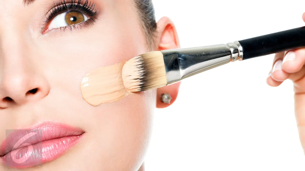 Ilustrasi Make Up