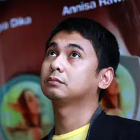 Sukses dengan film Marmut Merah Jambu tahun lalu, Raditya Dika kembali membuktikan kapasitasnya sebagai seorang sutradara melalui karya terbaru berjudul Single. (Deki Prayoga/Bintang.com)
