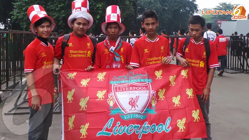 supporter-liverpool-gbk-130720c.jpg