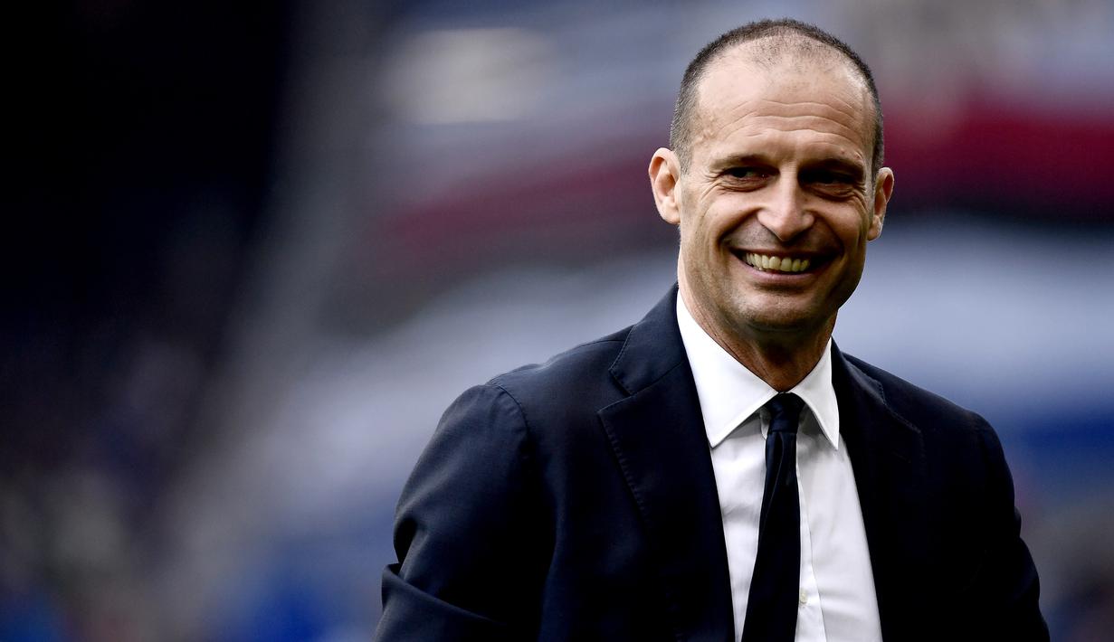 Meski Allegri bisa dikatakan berhasil membawa Juventus kembali perkasa di kompetisi Serie A. Namun, kebersamaan Allegri dan Juventus harus berakhir di penghujung musim 2018/19 kemarin.