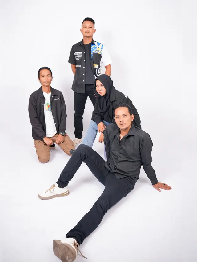 GammaOne band