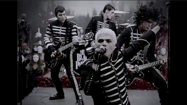 My Chemical Romance (MCR) di MV "Welcome to the Last Parade."