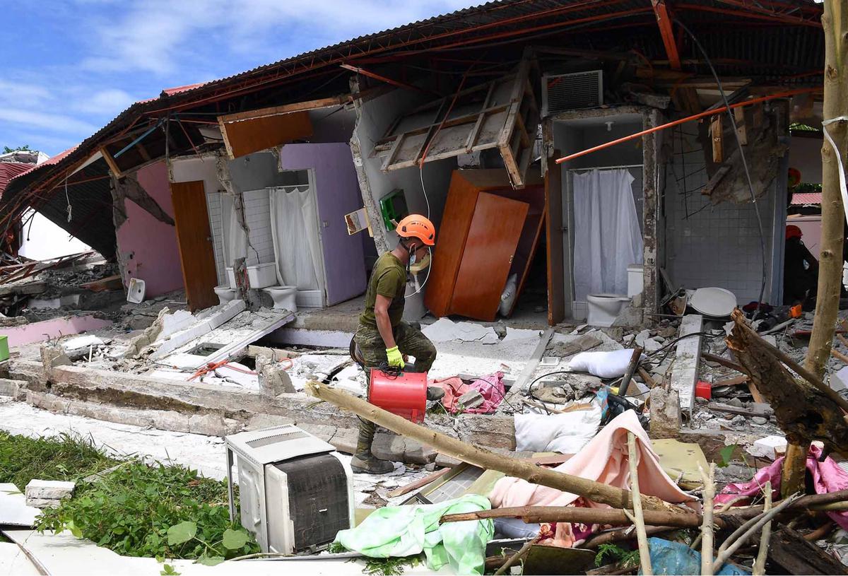 FOTO: Gempa Dahsyat Guncang Filipina Tengah, Puluhan Warga Tewas