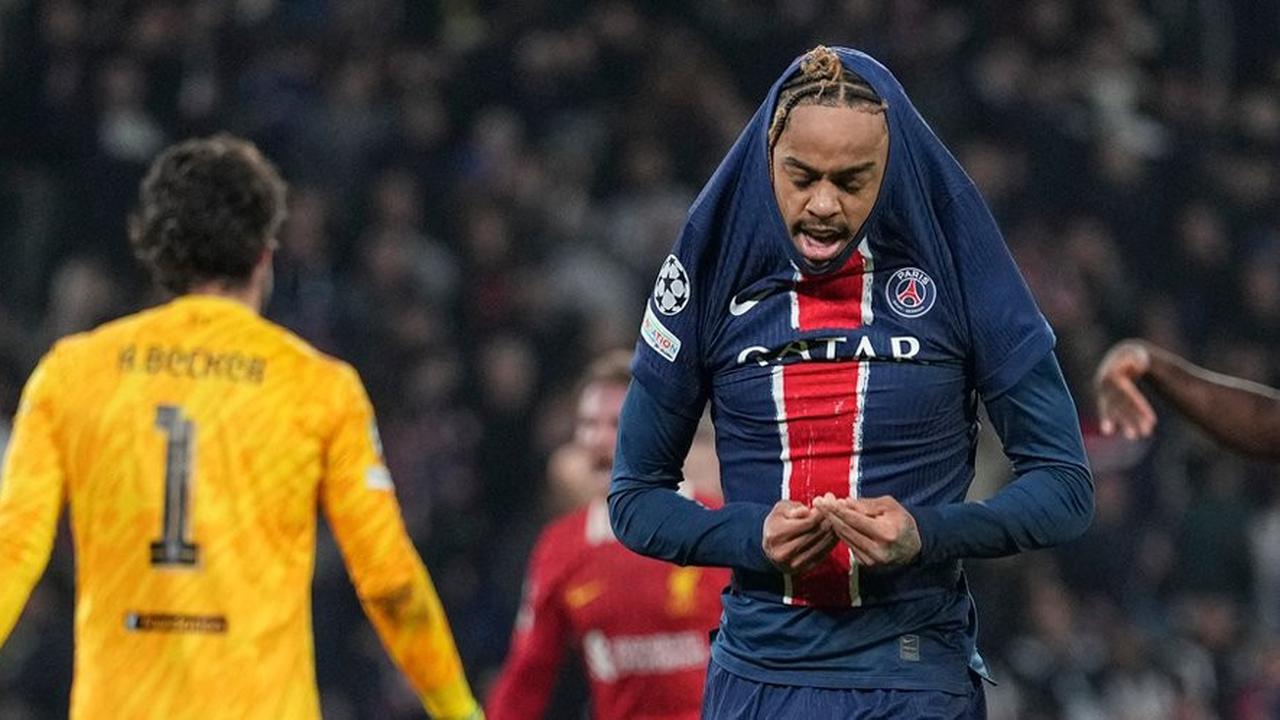 Luis Campos Marah Besar kepada Wasit di Laga PSG Vs Liverpool, Ternyata ini Penyebabnya