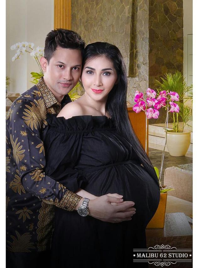   Istri  Lucky Perdana Srtygmiipdus8m kailing simply unique