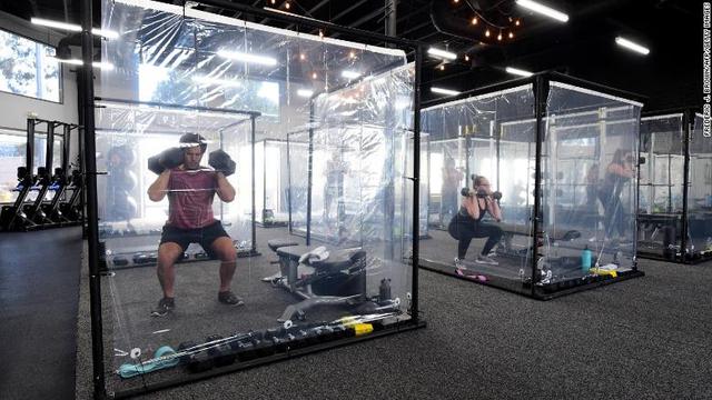 Seperti Akuarium Ini Penampakan Gym Yang Kembali Buka Di Era New Normal Citizen6 Liputan6 Com