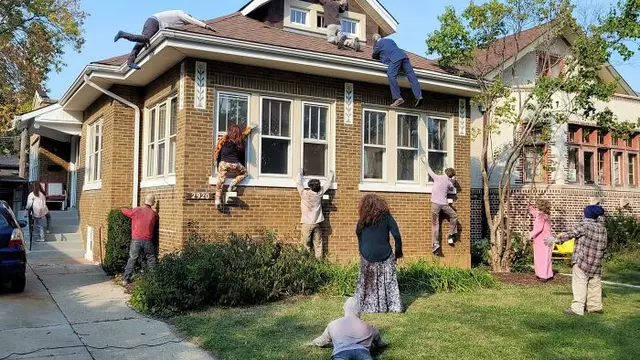 7 Dekorasi Rumah untuk Halloween Ini Bikin Merinding, Bak Film Horor