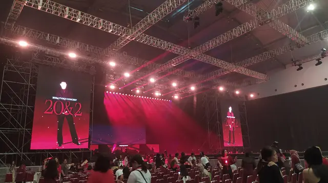 Konser TVXQ berlangsung di Hall 5 ICE BSD, Tangerang Selatan Sabtu (20/4/2024).