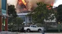 Kantor Dinas Penanaman Modal Kalteng Terbakar, Terdengar Ledakan