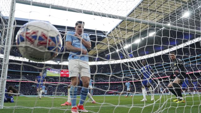 Foto: Gol Tunggal Bernardo Silva ke Gawang Chelsea Bawa Man City Jejakkan Kaki di Final Piala FA 2023/2024