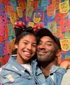 Kabar duka datang dari Kobe Bryant dan sang buah hati Gianna Maria-Onore Bryant atau yang akrab disapa Gigi. Keduanya tutup usia karena kecelakaan helicopter yang ditumpanginya. (Instagram/kobebryant)