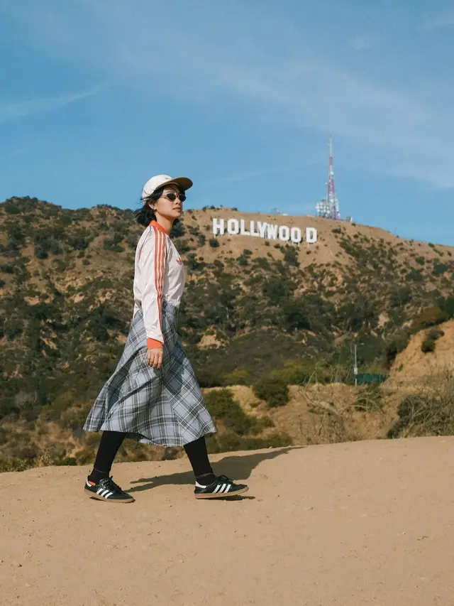 Gaya Unik Mix and Match ala Andien Aisyah (Instagram/@andienaisyah)