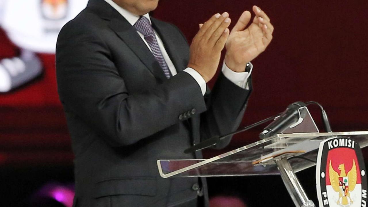 Alasan Anies Gunakan Bahasa Isyarat Saat Sampaikan Visi Misi di Debat Kelima Pilpres 2024