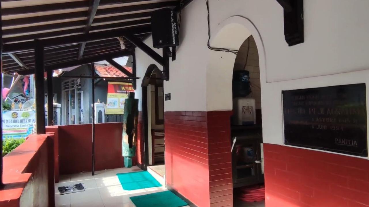 Lebih Tua dari Masjid Sang Cipta Rasa