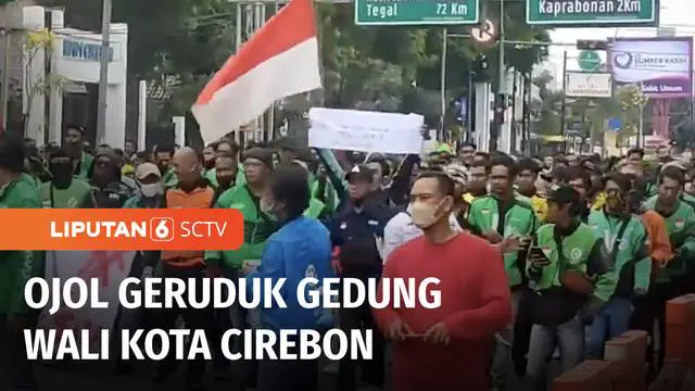 Ratusan pengemudi ojek online mendatangi Kantor Wali Kota Cirebon. Mereka menolak kenaikan harga BBM yang berdampak pada biaya operasional.