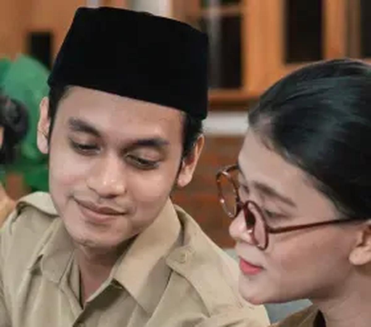 Ketentuan lainnya, pendaftar merupakan eks tenaga honorer Kategori II (THK-II) yang terdaftar dalam pangkalan data (database) Badan Kepegawaian Negara (BKN).