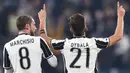 Striker Juventus, Paulo Dybala, merayakan gol yang dicetaknya ke gawang Palermo. Sementara itu bagi Palermo kekalahan ini semakin membuat mereka terpuruk di zona degradasi dengan 14 poin. (EPA/Alessandro Di Marco)