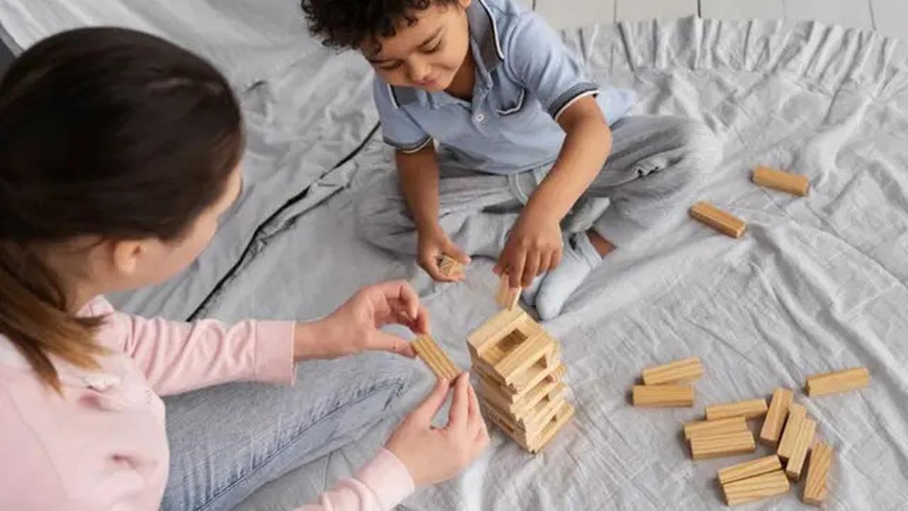 4 Tips Membagi Waktu Bersama Anak Bagi Ibu karier