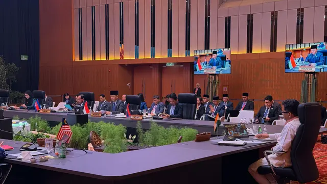 Menlu RI Sugiono dalam pertemuan ASEAN–India Post Ministerial Conference (PMC) di Kuala Lumpur, Malaysia, Kamis (10/7/2025). (Dok. Kemlu RI)