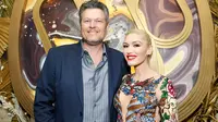 Blake Shelton dan Gwen Stefani saat menghadiri Warner Music Group Pre-Grammy Party di Hollywood Athletic Club pada 23 Januari 2020 di Hollywood, California. (AMY SUSSMAN / GETTY IMAGES NORTH AMERICA / GETTY IMAGES VIA AFP)