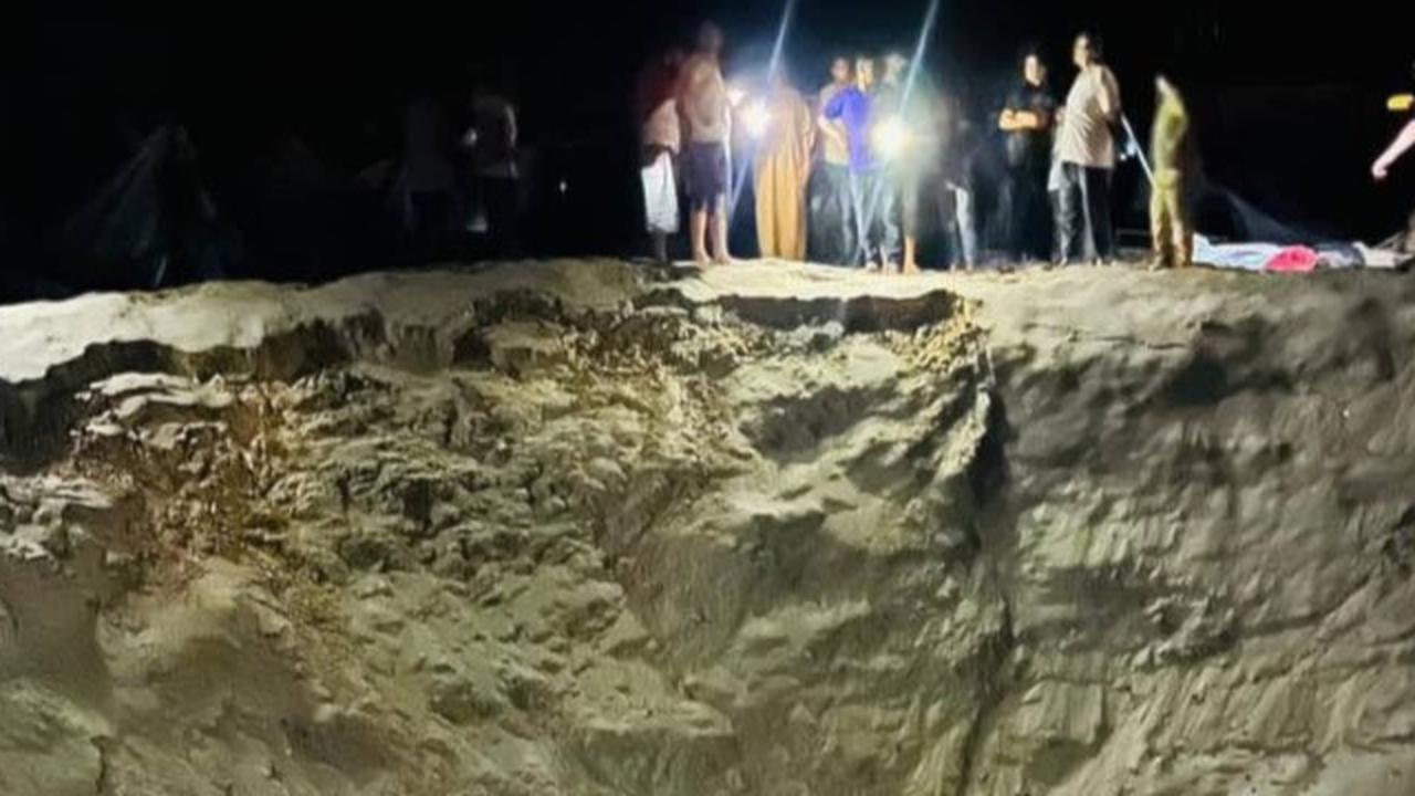 Serangan Udara Israel Paling Brutal di Gaza, Bekas Rudal 1 Ton Jadi Kawah Besar dan Jasad Korban Sampai Hancur