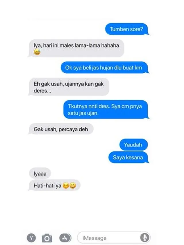 6 Chat Gebetan Bahas Hujan Ini Romantis Sekaligus Bikin Geleng Kepala