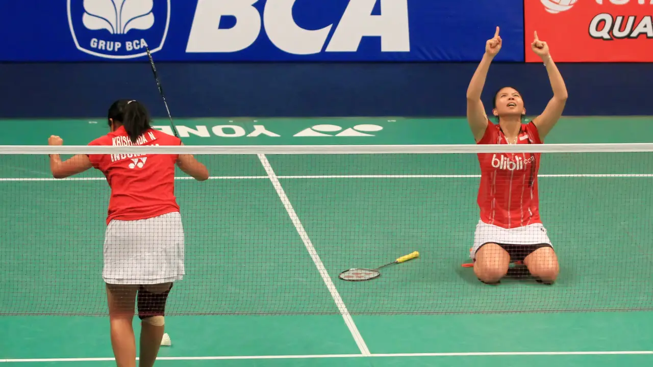 Gresyia Polii / Nitya Krishinda Maheswari