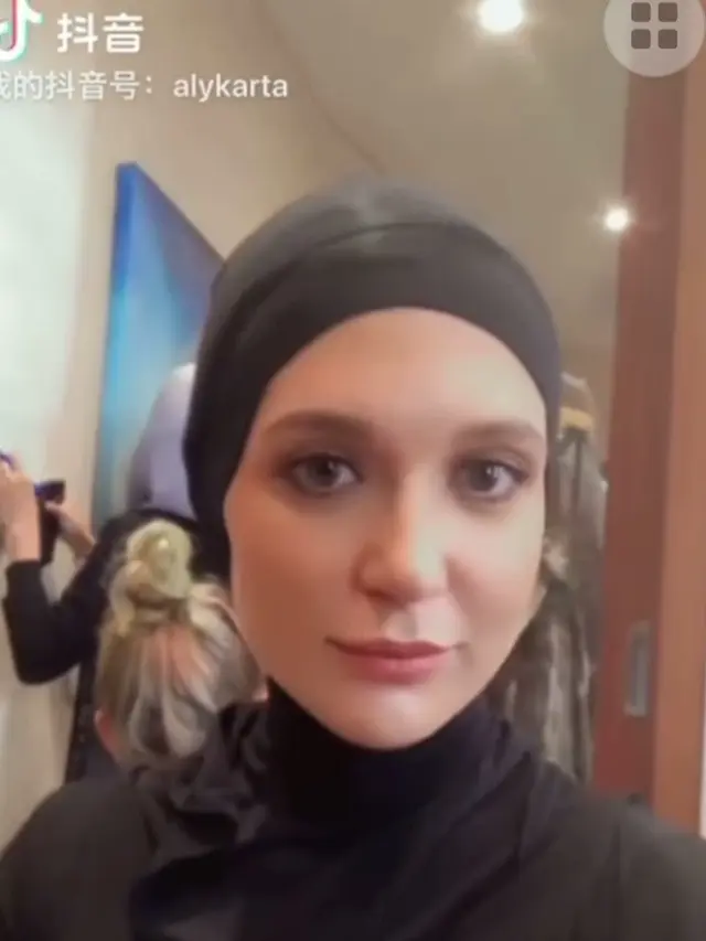 Alyona Pacar Baru Vicky Prasetyo