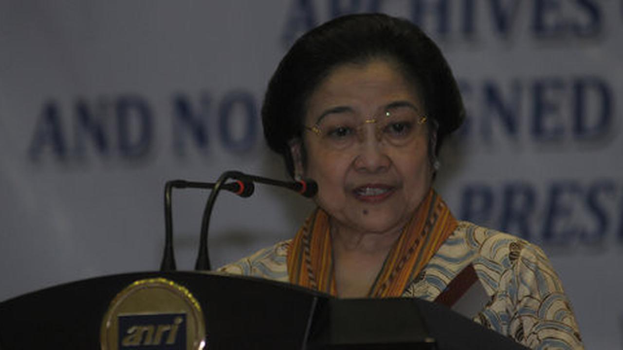 Hadiri bedah buku, Megawati kagumi pemikiran Yudi Latif