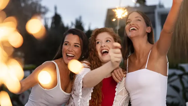 zodiak girls night out