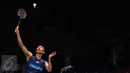 Tunggal putra Malaysia, Lee Chong Wei saat melawan Jan O Jorgensen (Denmark) di final BCA Indonesia Open 2016, Jakarta, Minggu (5/6/2016). Lee Chong Wei unggul 17-21, 21-19, 21-17. (Liputan6.com/Helmi Fithriansyah)
