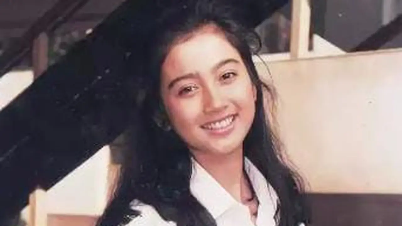 Desy Ratnasari saat SMA (Foto: Dream)