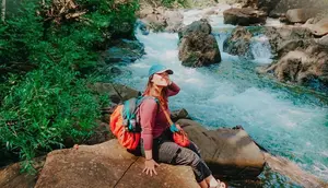 Gunung Kahung di Kalimantan. (Dok: IG @priapagi&nbsp;https://www.instagram.com/p/CifGa-PLyhO/?igsh=cXhjOGJ3YmZmN3dj)