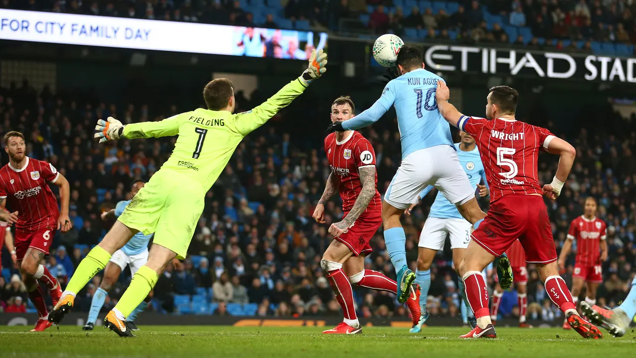 Manchester City Susah Payah Kalahkan Bristol City