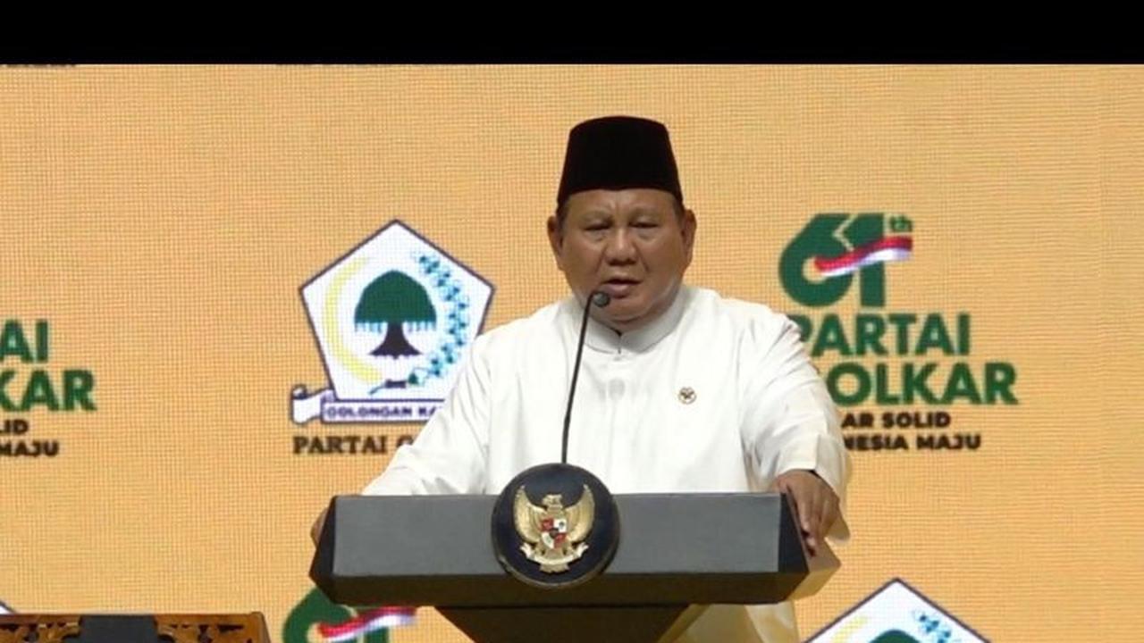Presiden Prabowo Subianto Bacakan Tiga Pantun Golkar Penuh Semangat di HUT ke-61 Partai Beringin