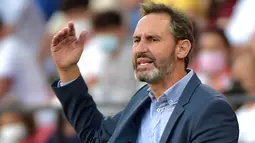 Vicente Moreno tercatat baru melatih Almeria pada awal musim 2023/2024 usai didatangkan dari Al Shabab. Mengawali musim 2023/2024, Almeria baru mengemas tiga poin pada akhir September 2023. Vicente Moreno akhirnya dipecat pada 29 September 2023 dan menjadi pelatih pertama La Liga yang dipecat pada musim 2023/2024. (AFP/Cristina Quicler)