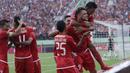 Striker Persija, Marko Simic, melakukan selebrasi usai mencetak gol ke gawang Mitra Kukar pada laga perempat final Piala Presiden di Stadion Manahan, Solo, Minggu, (4/2/2018). Persija menang 3-1 atas Mitra Kukar. (Bola.com/M Iqbal Ichsan)
