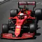 Pembalap Ferrari Scuderia, Charles Leclerc, meraih pole position pada F1 GP Azerbaijan. (OZAN KOSE / AFP)